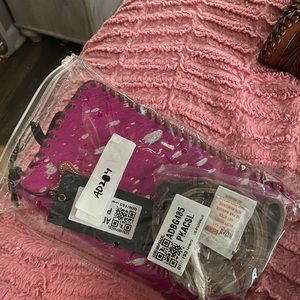 American darling cross body